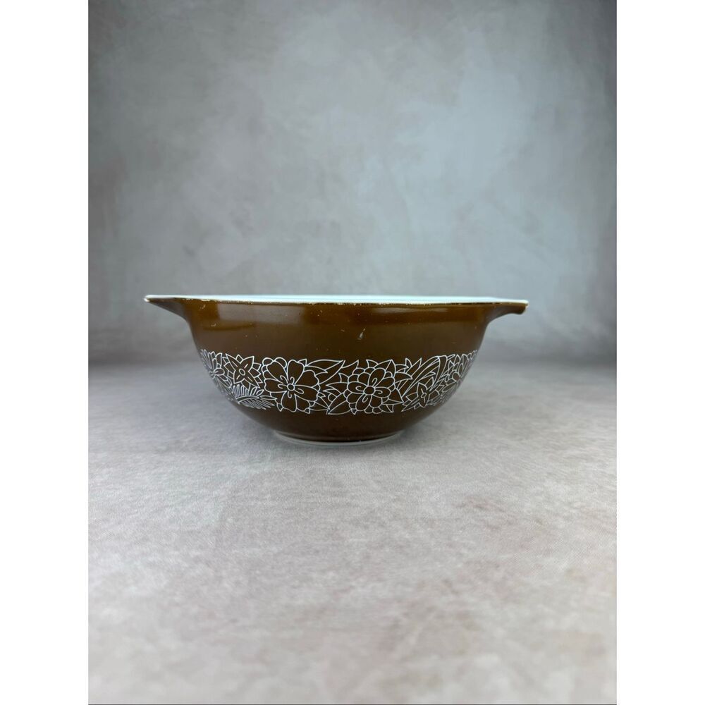 Vintage Pyrex Woodland 442 Brown Cinderella Mixing Nesting Bowl 1.5 Qt MCM